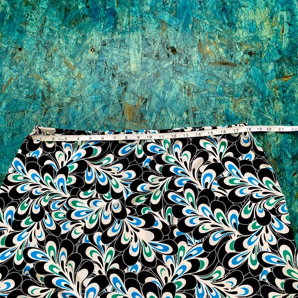 MIDI skirt-Denver Hayes - Picture 3 of 4